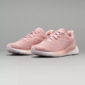 NIP Women’s Lululemon Blissfeel 2 Running Shoes